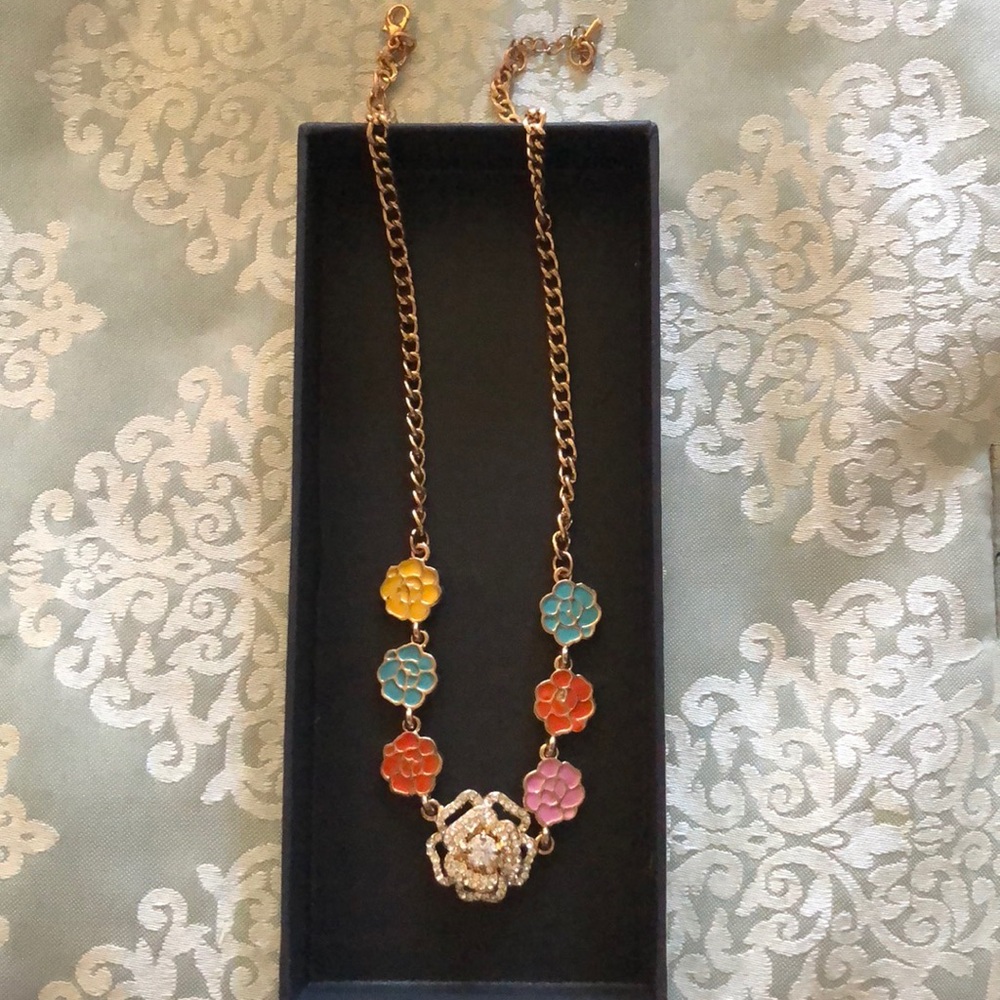 Necklace - Picture 2 of 2